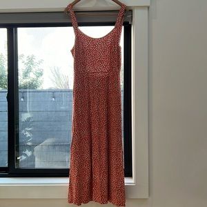Perfect sun dress by Free People in 60’s style. Size medium